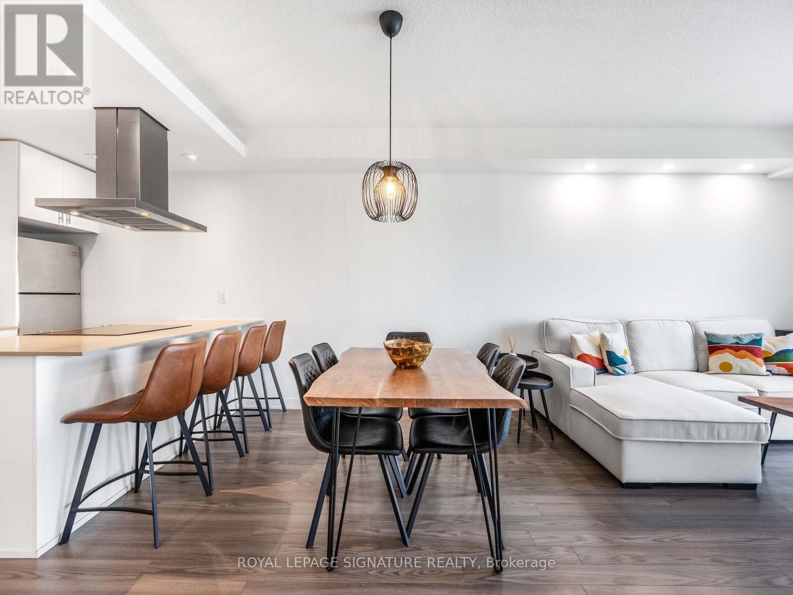 2233 - 165 Legion Road, Toronto, Ontario  M8Y 0B3 - Photo 7 - W12738904