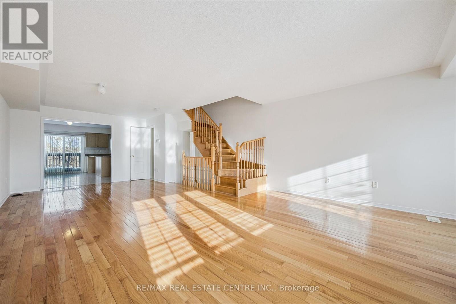 741 Candlestick Circle, Mississauga, Ontario  L4Z 0B1 - Photo 8 - W12738908