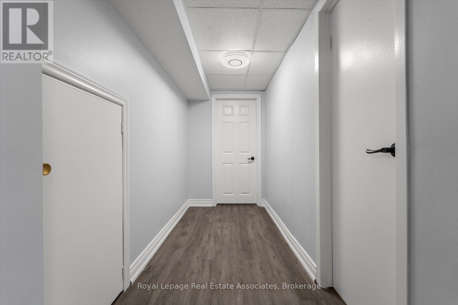 Lower - 1409 Grist Mill Court, Mississauga, Ontario  L5V 1S5 - Photo 12 - W12738936