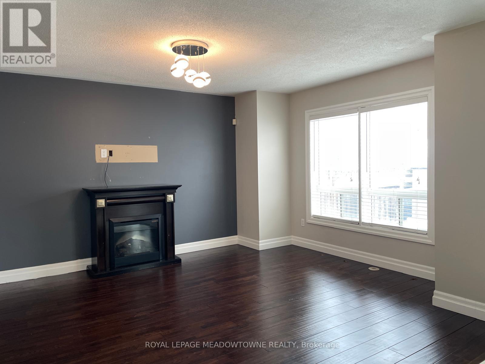 Main/upper - 796 Hepburn Road, Milton, Ontario  L9T 0K6 - Photo 5 - W12738942