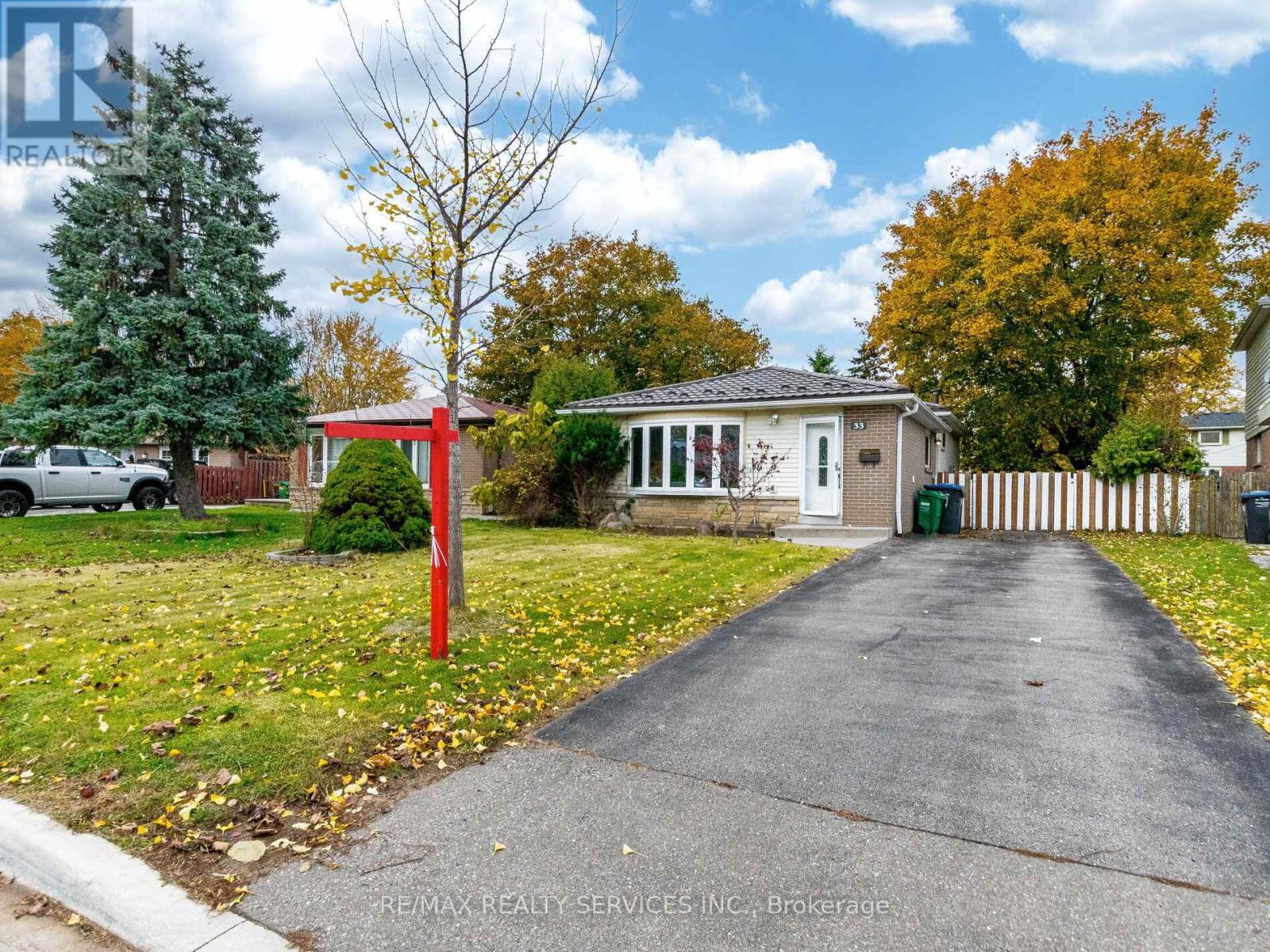 33 ELROSE ROAD, Brampton, Ontario
