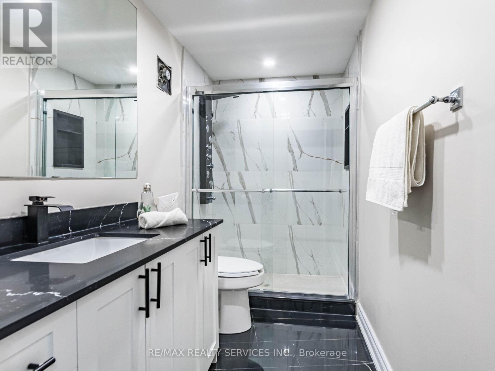 33 Elrose Road, Brampton, Ontario  L6T 2C1 - Photo 29 - W12738944