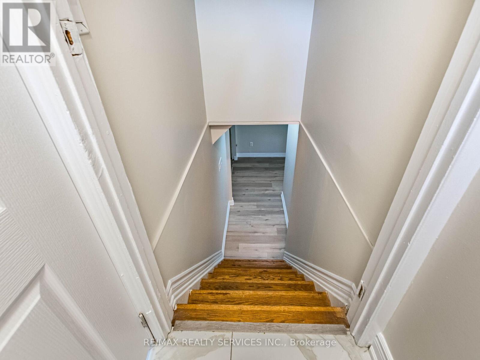 33 Elrose Road, Brampton, Ontario  L6T 2C1 - Photo 32 - W12738944