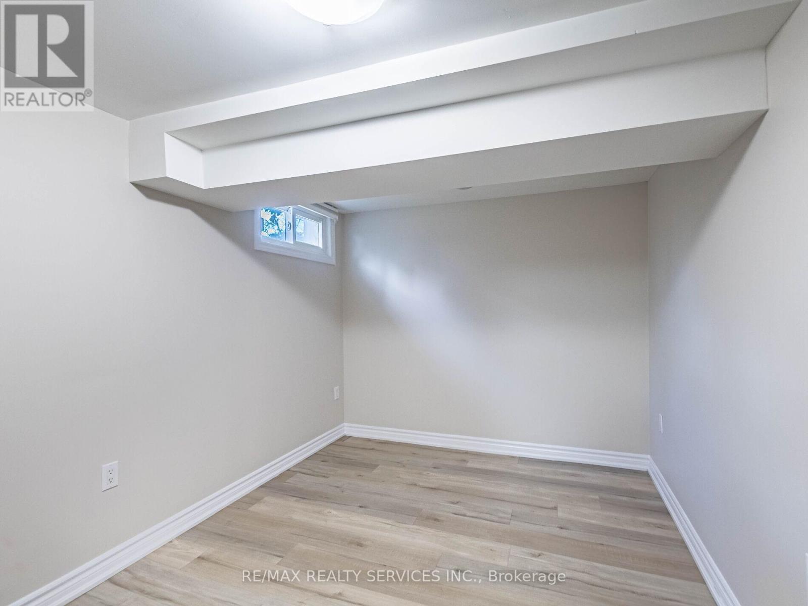 33 Elrose Road, Brampton, Ontario  L6T 2C1 - Photo 34 - W12738944