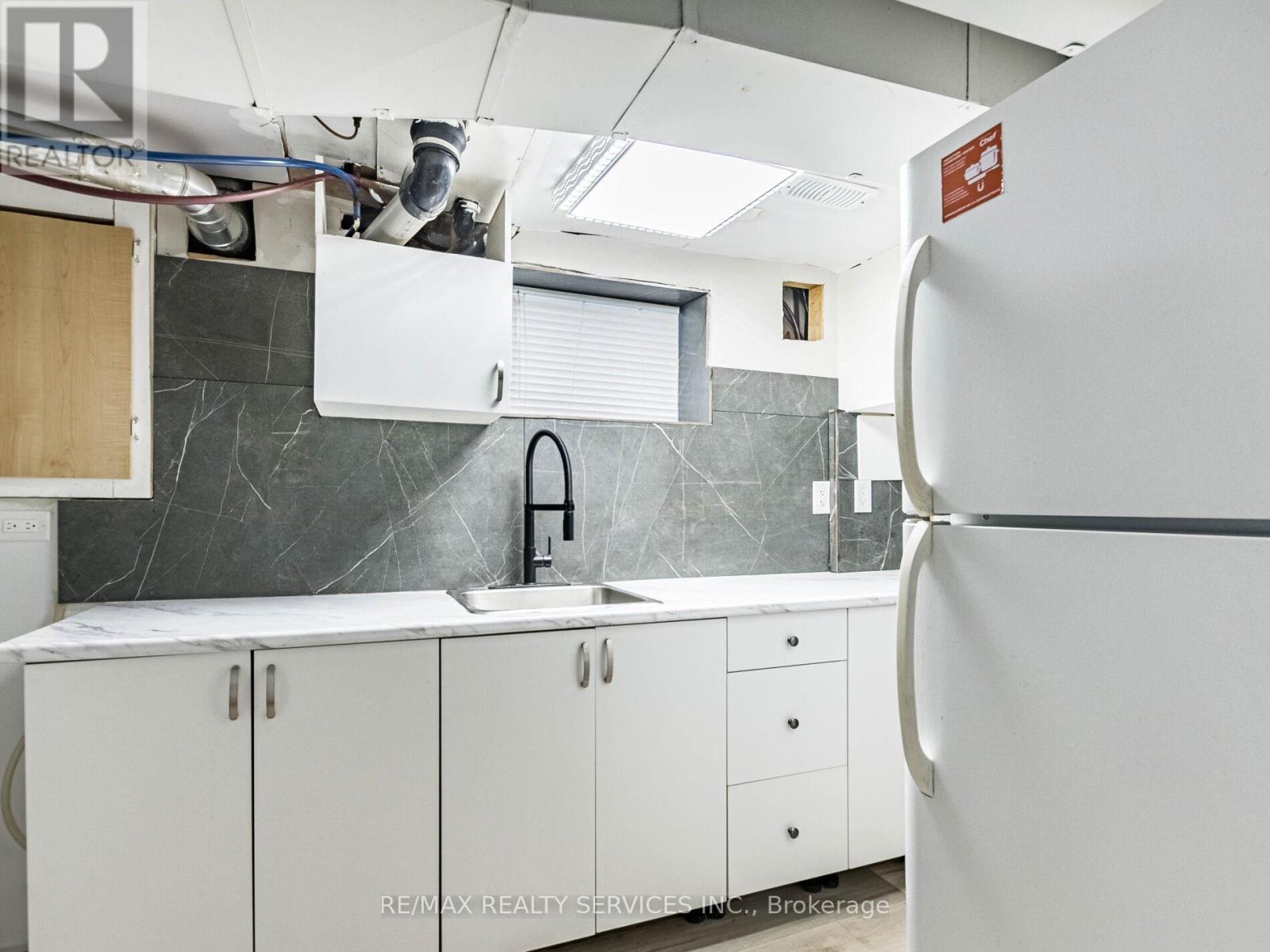 33 Elrose Road, Brampton, Ontario  L6T 2C1 - Photo 36 - W12738944