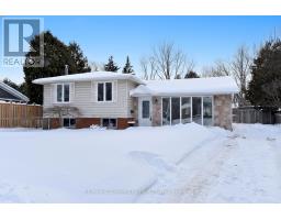 552 HULL COURT, Burlington, Ontario