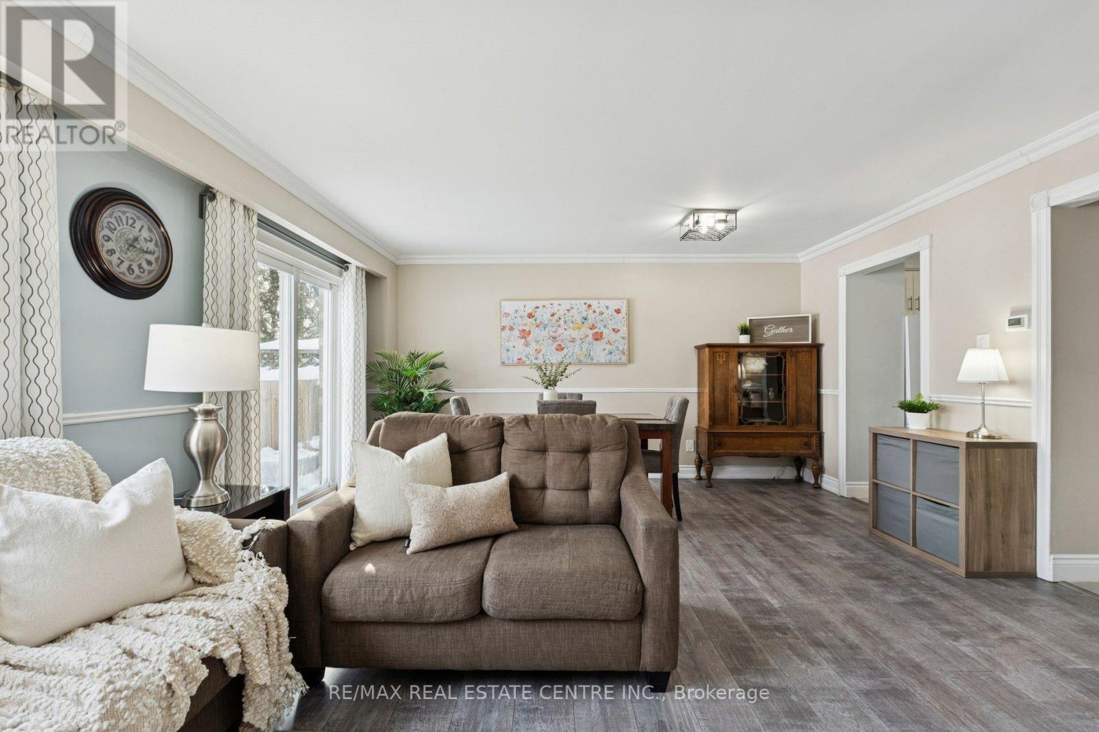 35 Primrose Crescent, Brampton, Ontario  L6Z 1E1 - Photo 12 - W12738966