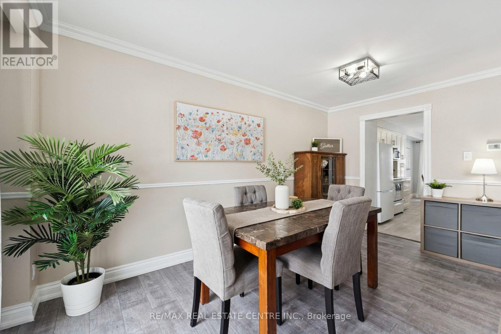 35 Primrose Crescent, Brampton, Ontario  L6Z 1E1 - Photo 14 - W12738966