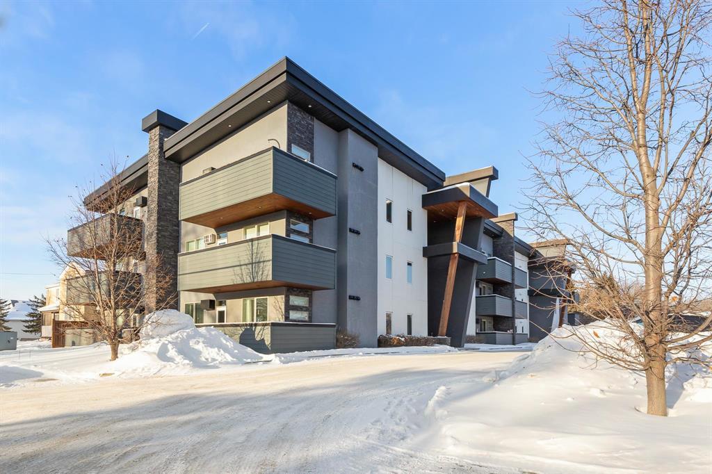 19 555 Main Street, Steinbach, Manitoba R5G 2N3 - Photo 0 - 202601553