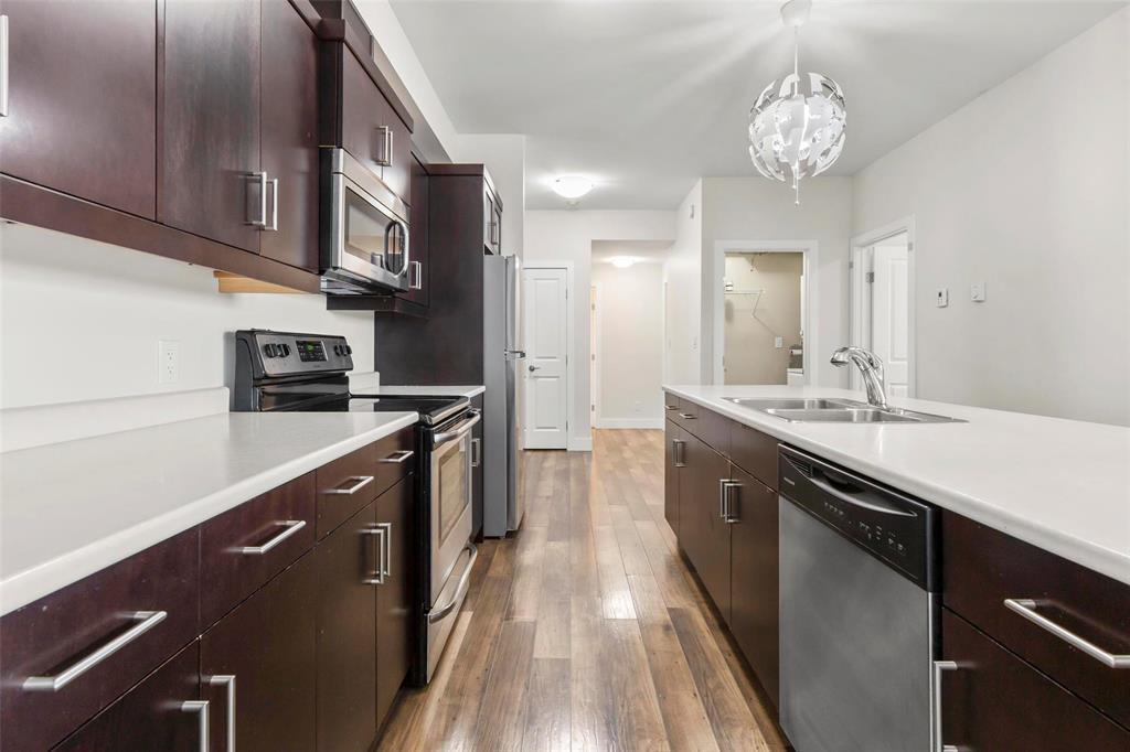 19 555 Main Street, Steinbach, Manitoba R5G 2N3 - Photo 4 - 202601553