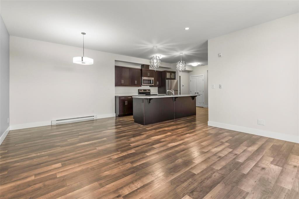 19 555 Main Street, Steinbach, Manitoba R5G 2N3 - Photo 8 - 202601553