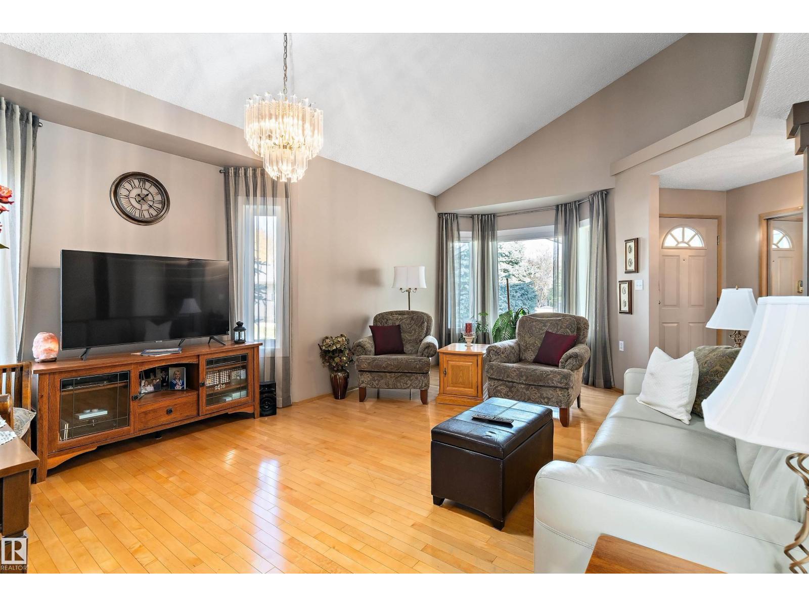 6562 158 Av Nw, Edmonton, Alberta  T5Y 2S7 - Photo 7 - E4471434