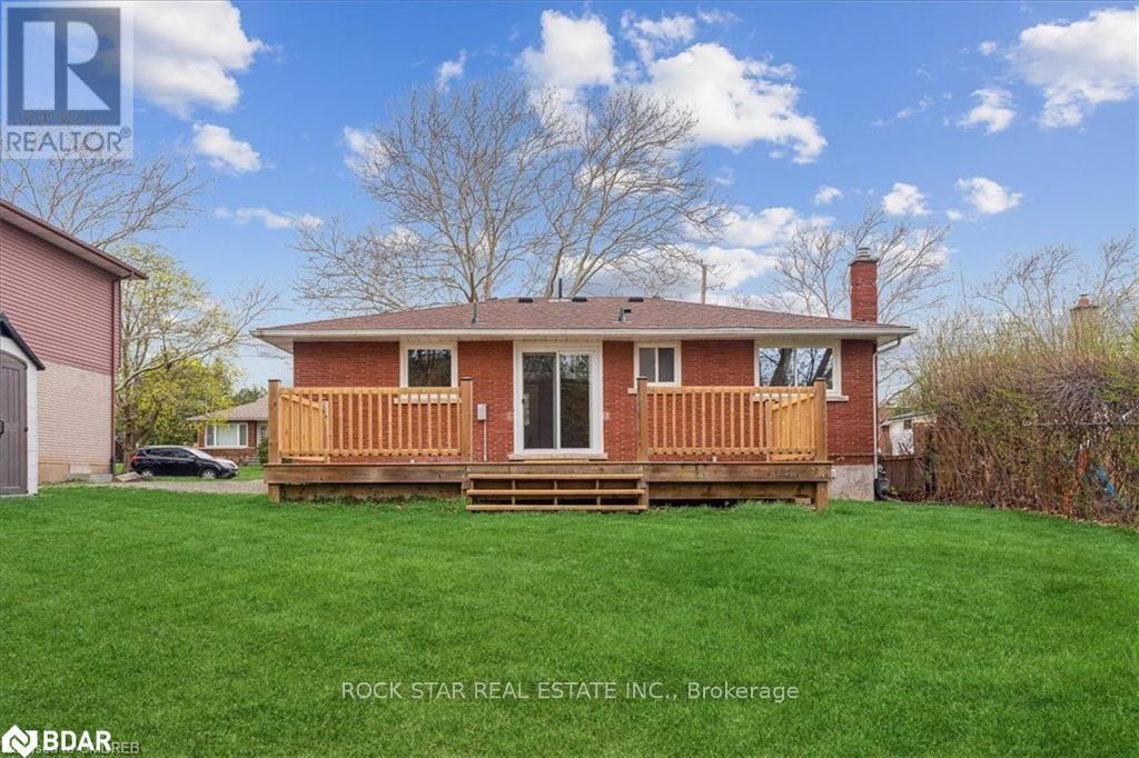 Lower - 10 Westdale Drive, St. Catharines, Ontario  L2S 2R8 - Photo 12 - X12738888