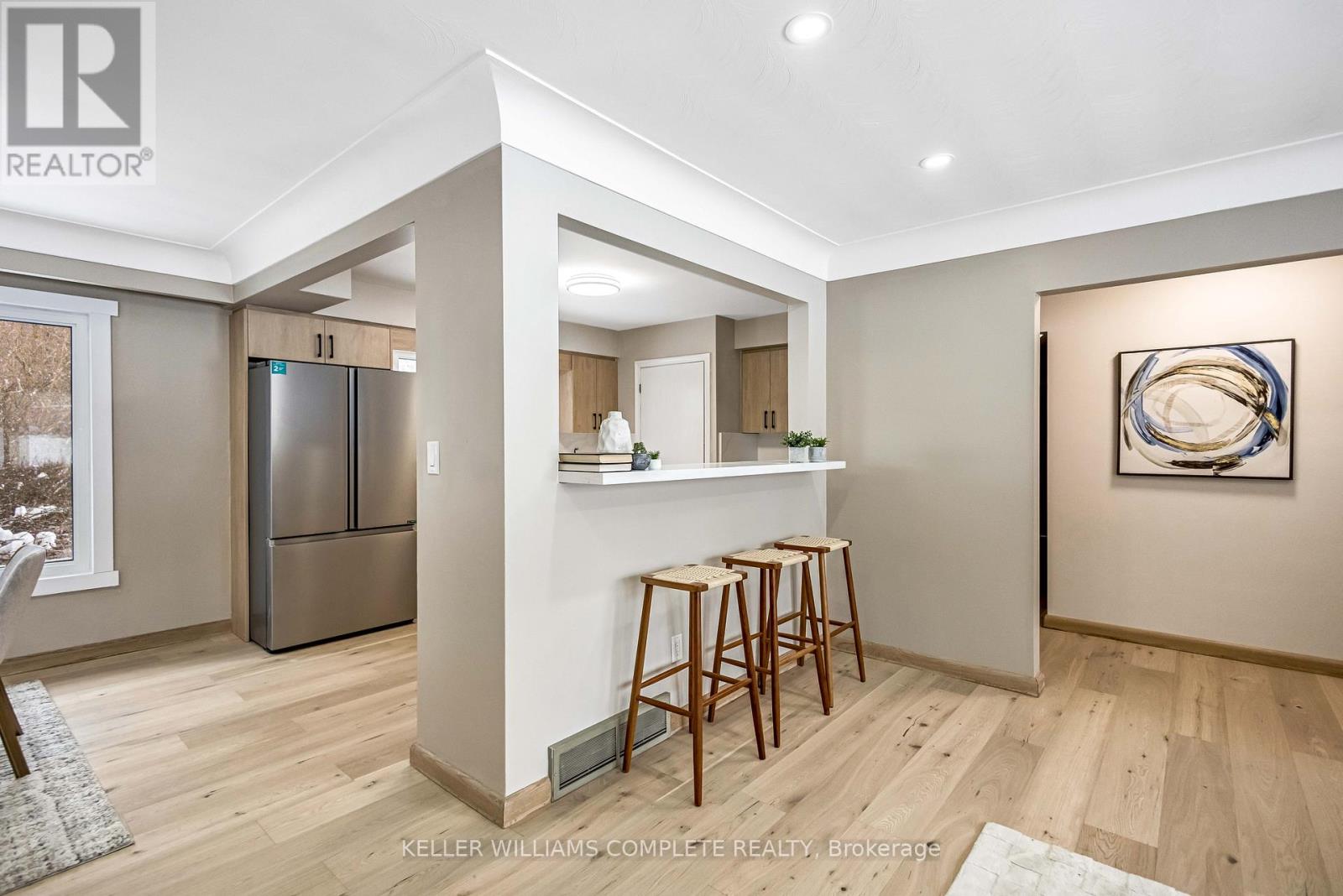 626 Iroquois Avenue, Hamilton, Ontario  L9G 3B4 - Photo 12 - X12738898