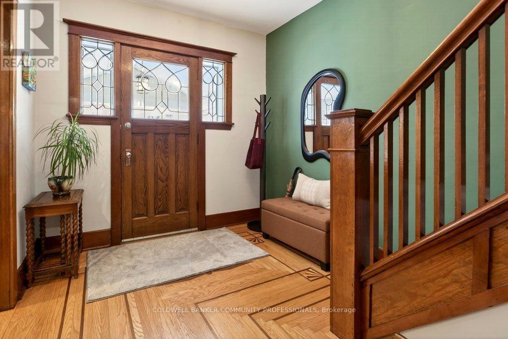 22 Mill Street, Hamilton, Ontario  L8R 2E1 - Photo 4 - X12738946