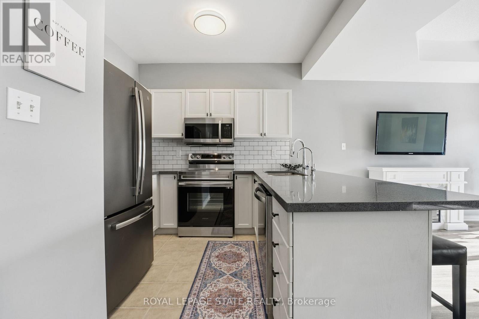 115 Benziger Lane, Hamilton, Ontario  L8E 6G5 - Photo 8 - X12738968