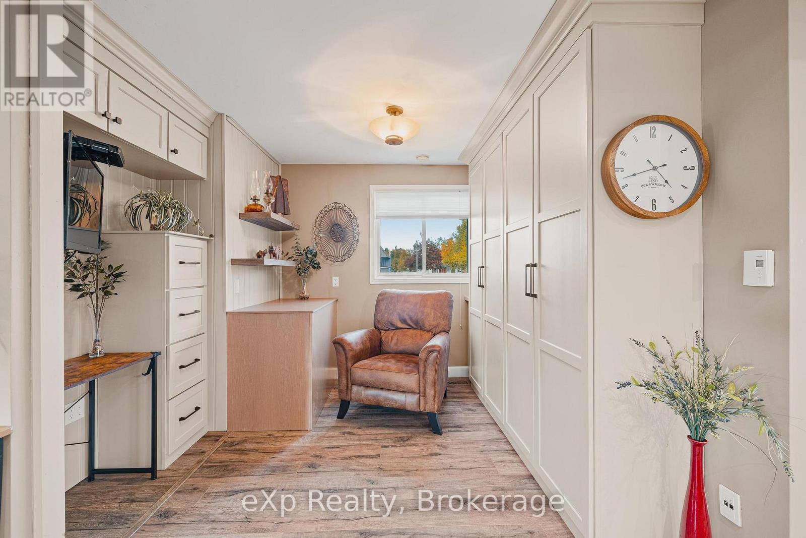 236 Main Street E, Southgate, Ontario  N0C 1B0 - Photo 14 - X12482990