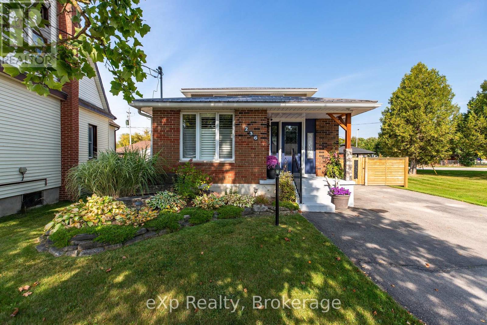 236 Main Street E, Southgate, Ontario  N0C 1B0 - Photo 3 - X12482990