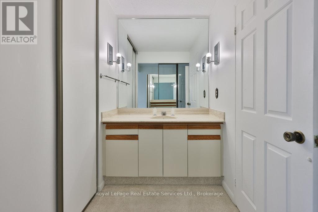 701 - 2170 Marine Drive, Oakville, Ontario  L6L 5V1 - Photo 34 - W12739066