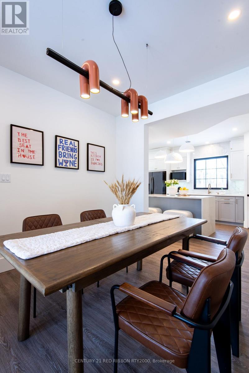 Photo 22 of 50 for 18 Mcnab Street