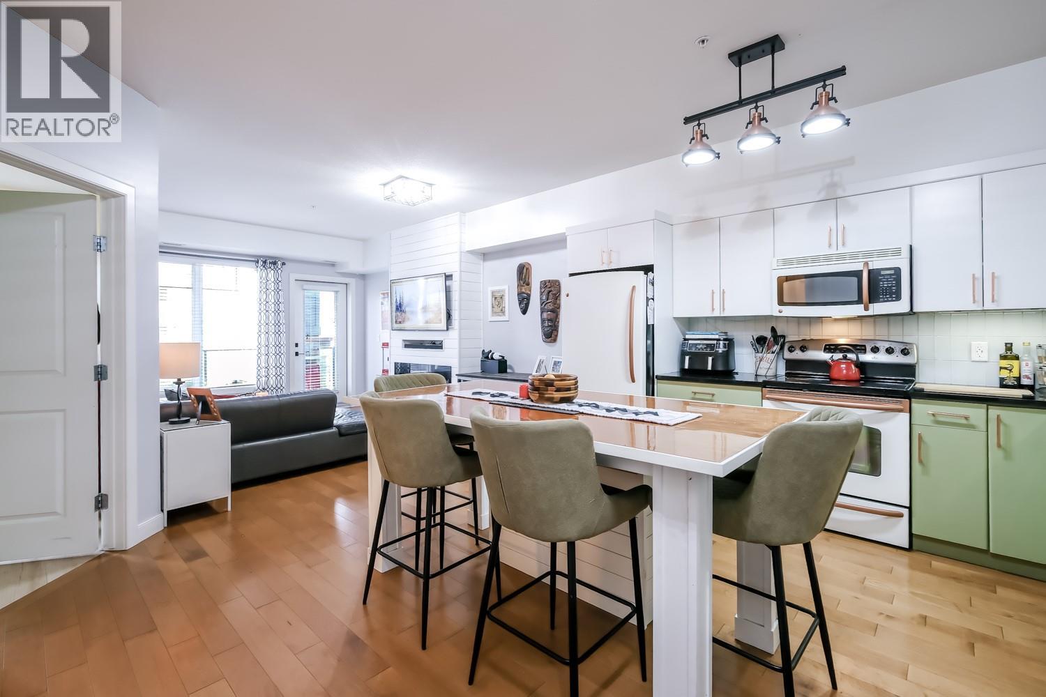 3645 Carrington Road Unit# 404, West Kelowna, British Columbia  V4T 3G9 - Photo 3 - 10374047