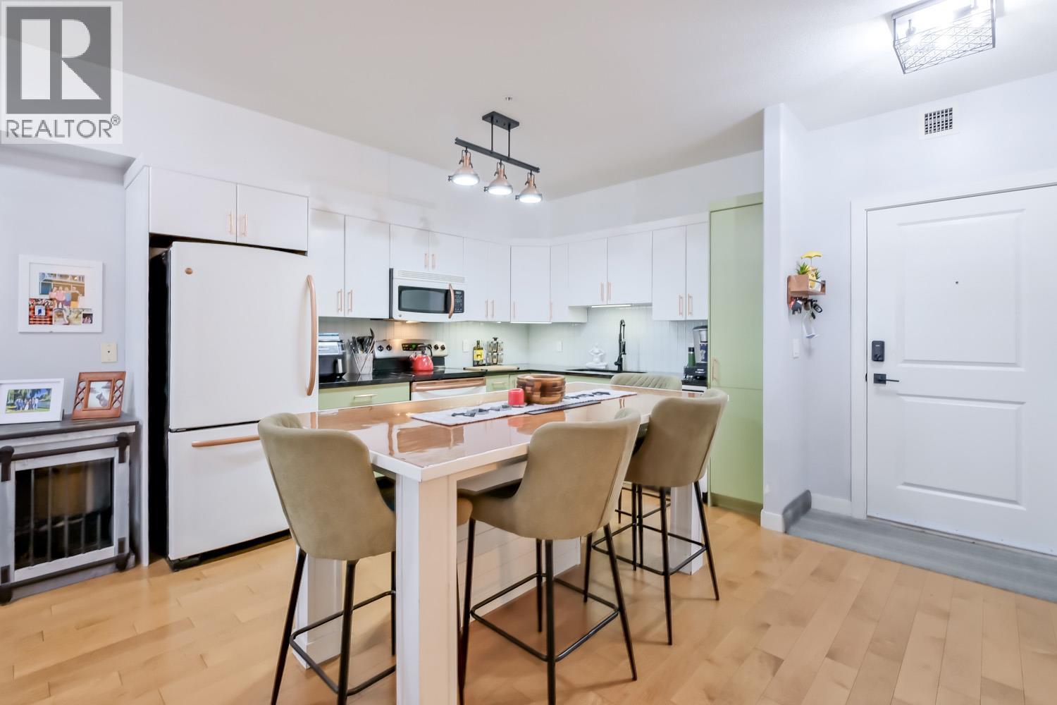 3645 Carrington Road Unit# 404, West Kelowna, British Columbia  V4T 3G9 - Photo 5 - 10374047