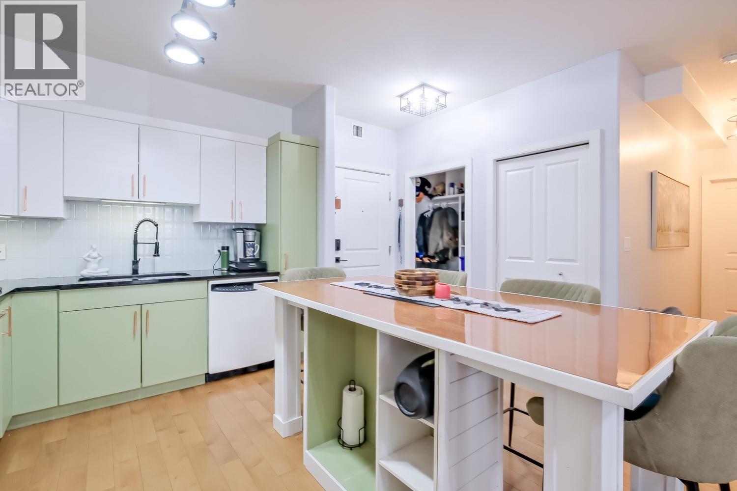 3645 Carrington Road Unit# 404, West Kelowna, British Columbia  V4T 3G9 - Photo 7 - 10374047