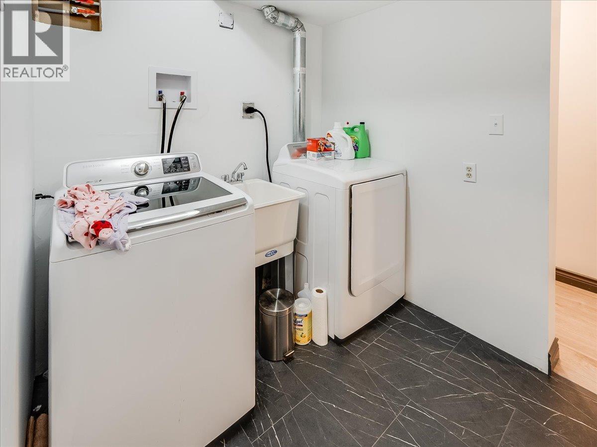 29 Kootenay Avenue N, Fruitvale, British Columbia V0G 1L0 - Photo 31 - 10373907