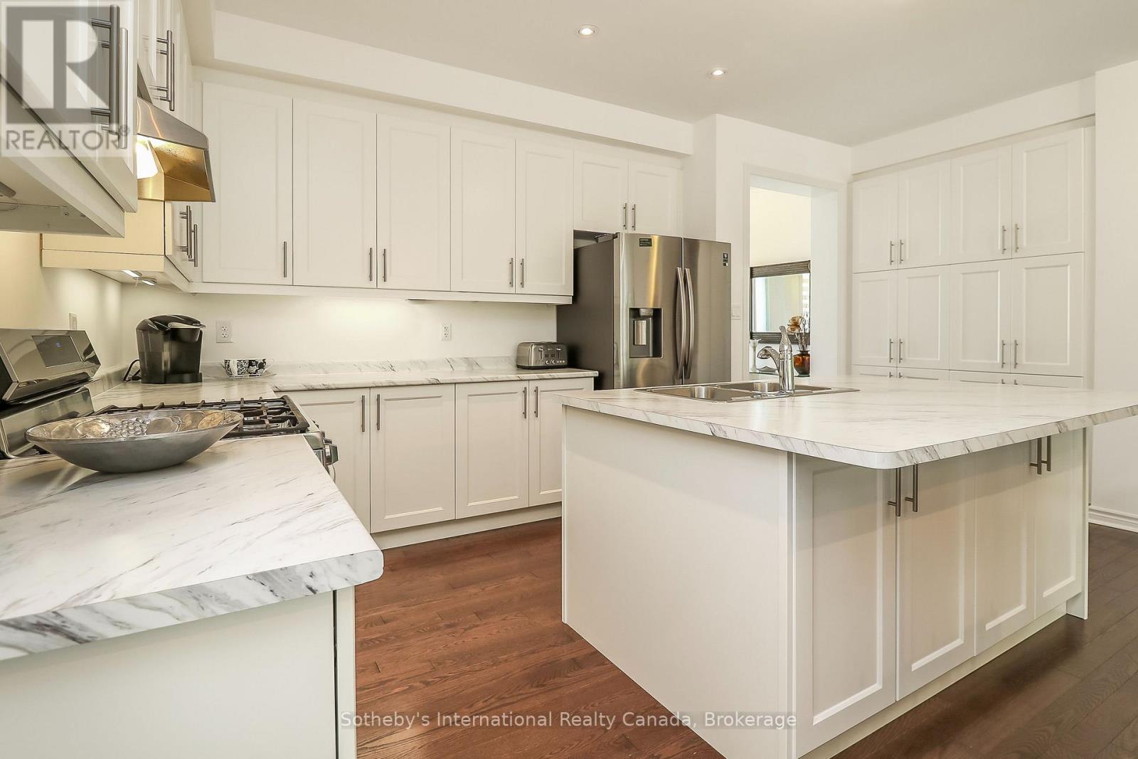 36 Kirby Avenue, Collingwood, Ontario  L9Y 3W8 - Photo 11 - S12739070