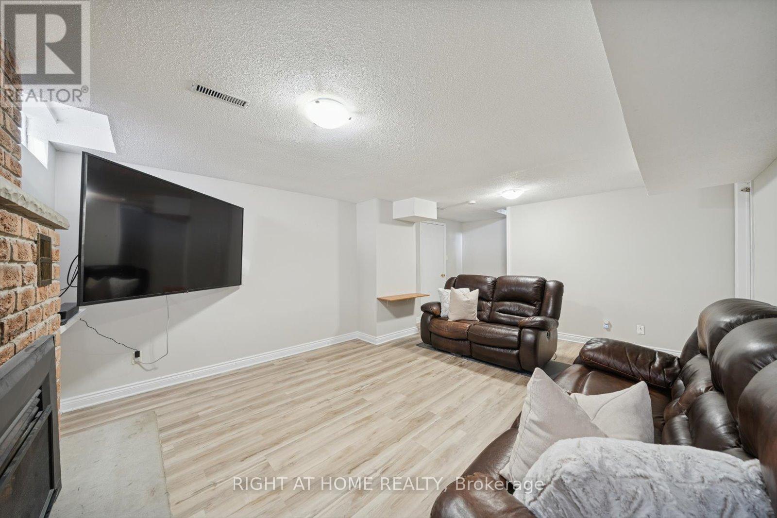 48 Cherry Blossom Crescent, Clarington, Ontario  L1E 1G7 - Photo 32 - E12739032