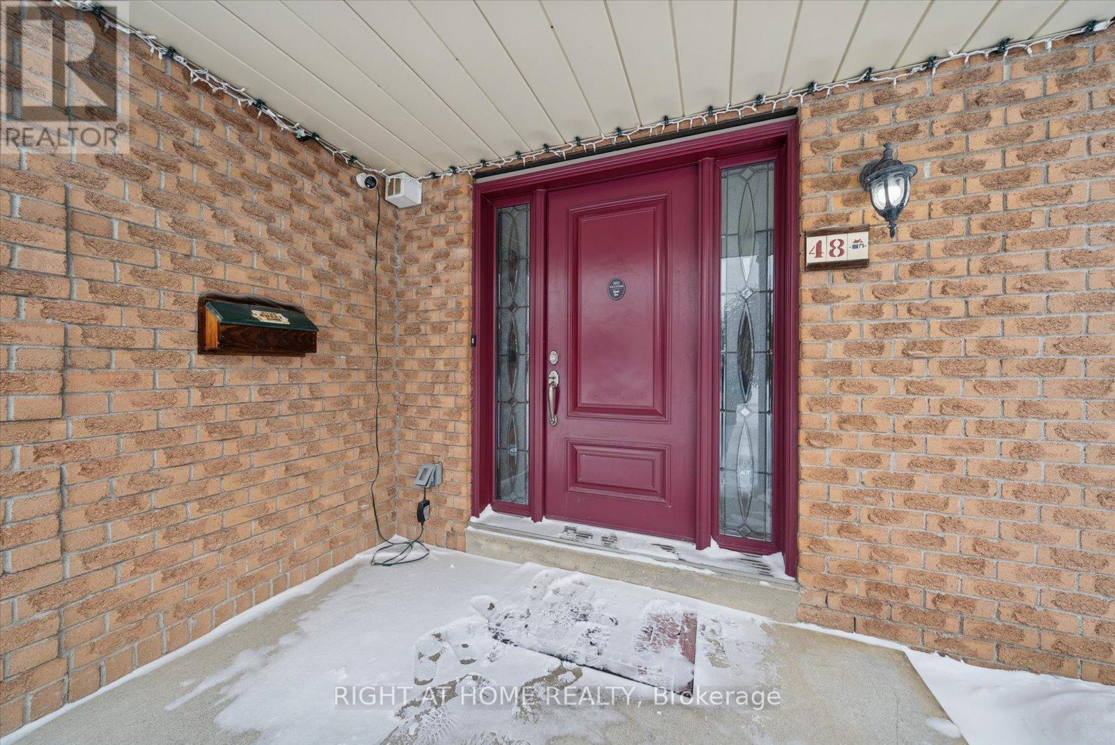 48 Cherry Blossom Crescent, Clarington, Ontario  L1E 1G7 - Photo 4 - E12739032