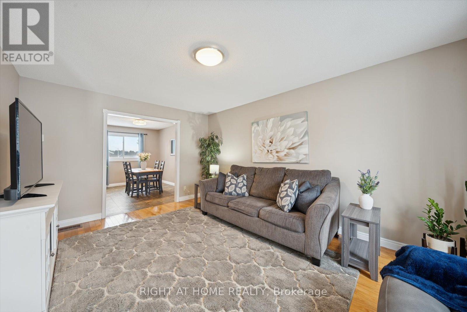 48 Cherry Blossom Crescent, Clarington, Ontario  L1E 1G7 - Photo 9 - E12739032