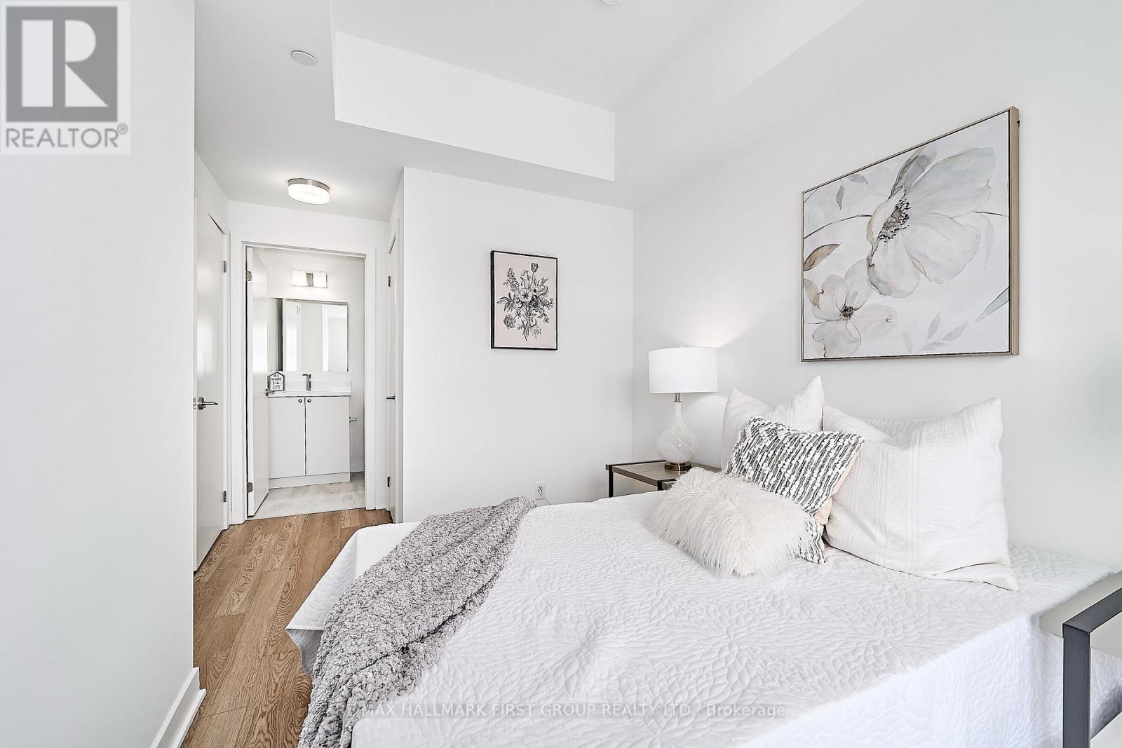 320 - 51 Clarington Avenue, Clarington, Ontario  L1C 7J8 - Photo 11 - E12739108