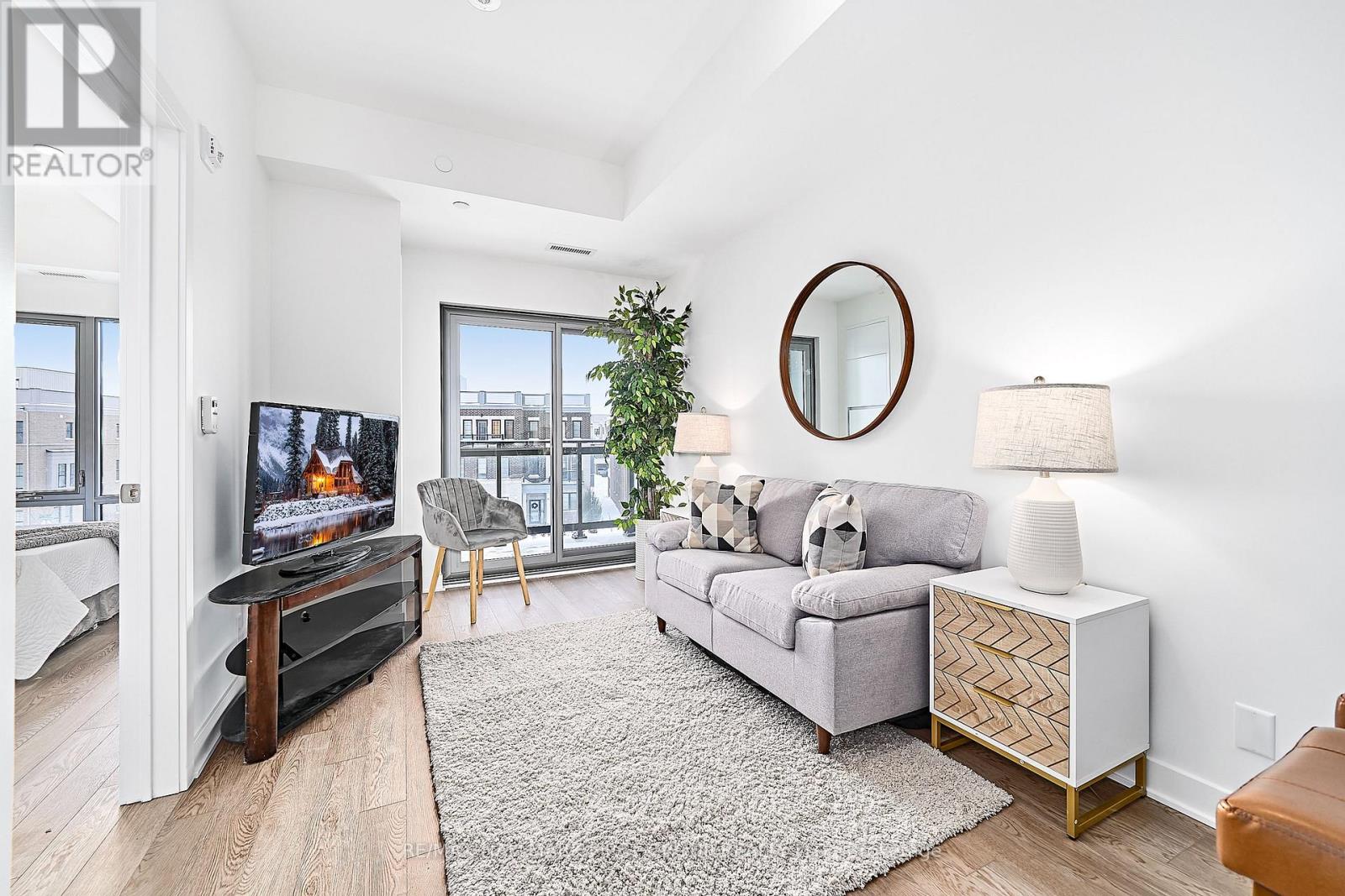 320 - 51 Clarington Avenue, Clarington, Ontario  L1C 7J8 - Photo 5 - E12739108