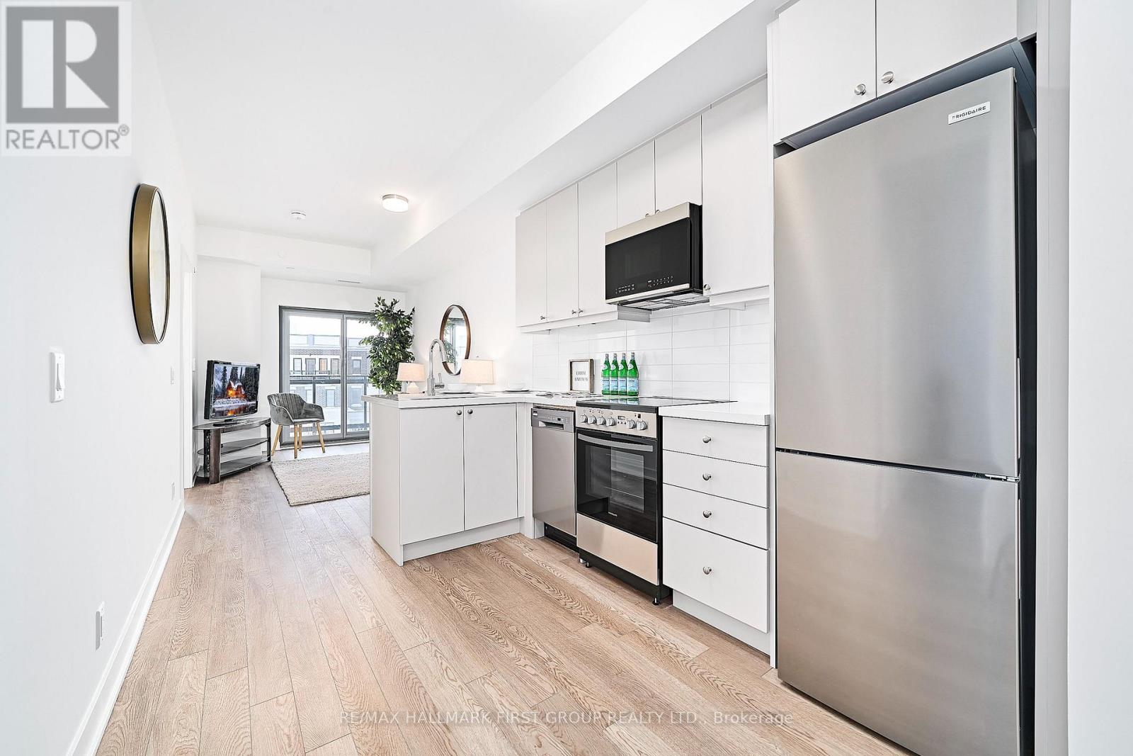 320 - 51 Clarington Avenue, Clarington, Ontario  L1C 7J8 - Photo 9 - E12739108