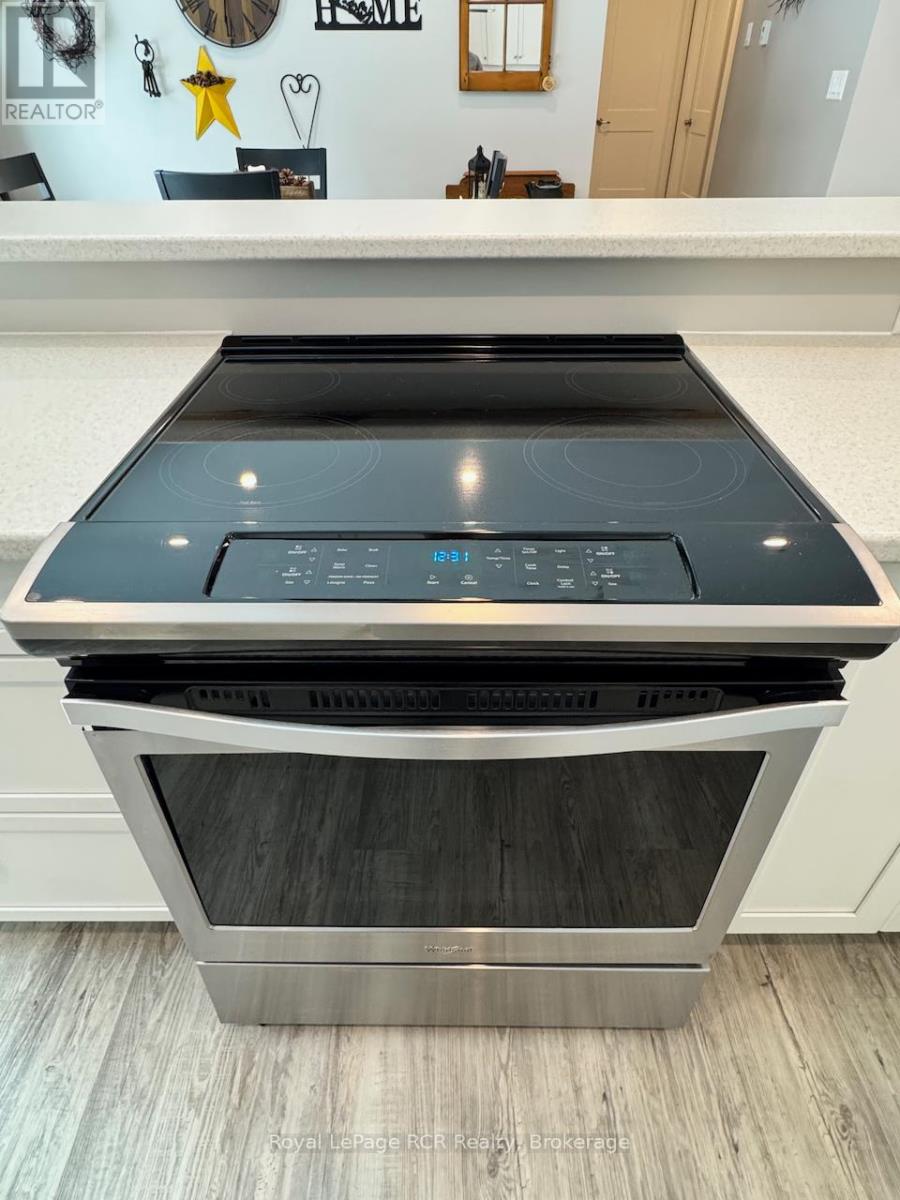 118 Fowlie Road, Northern Bruce Peninsula, Ontario N0H 1W0 - Photo 11 - X12739016