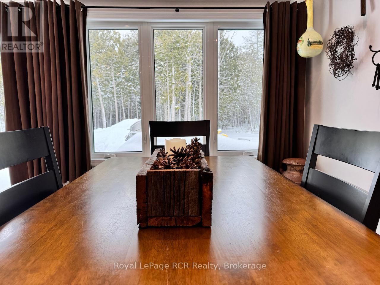 118 Fowlie Road, Northern Bruce Peninsula, Ontario N0H 1W0 - Photo 15 - X12739016