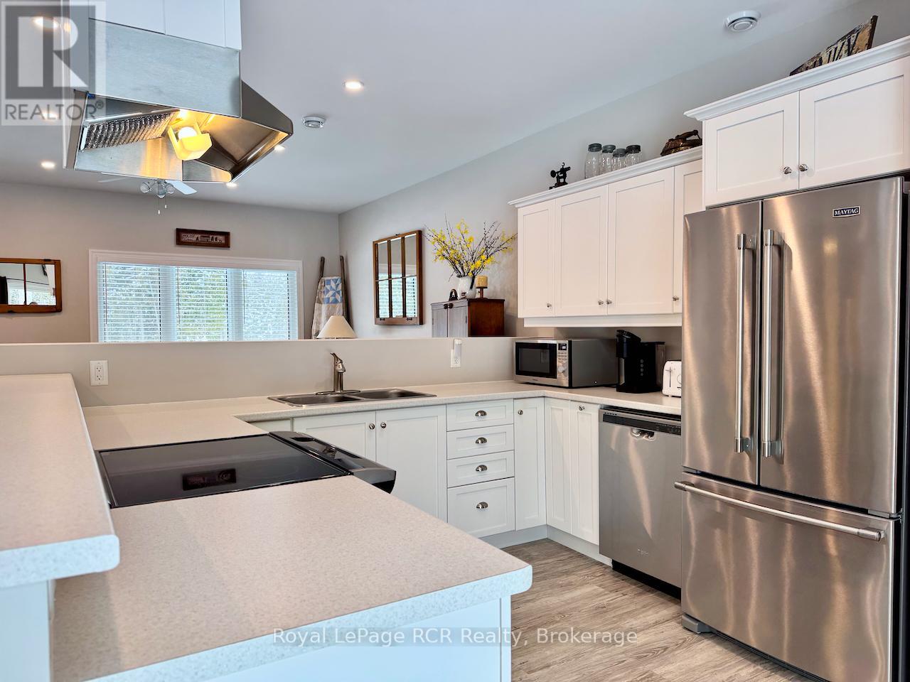 118 Fowlie Road, Northern Bruce Peninsula, Ontario N0H 1W0 - Photo 7 - X12739016