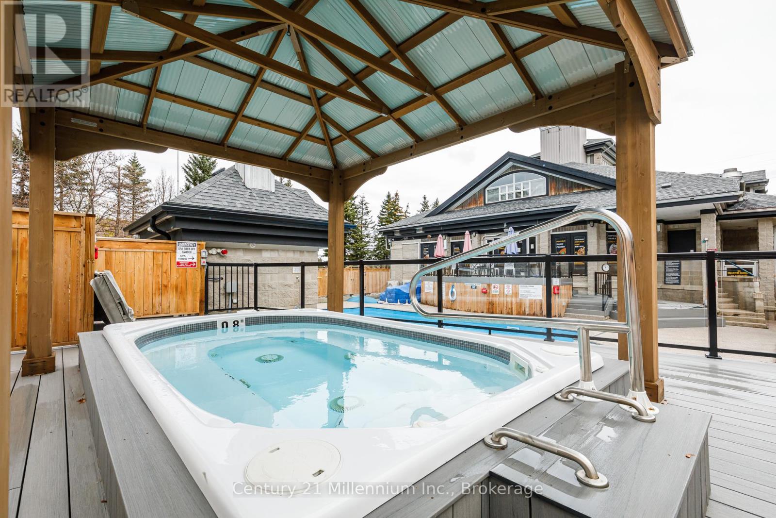 101 - 796468 Grey Road 19 Road, Blue Mountains, Ontario  L9Y 0N6 - Photo 33 - X12739068