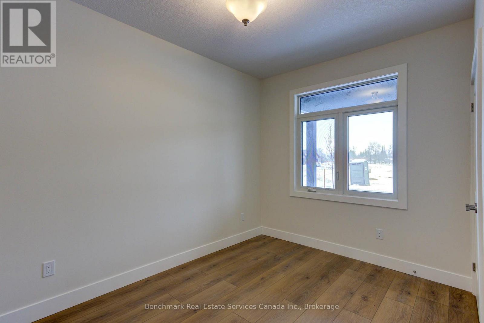 59 Cavalier Crescent, Huron-Kinloss, Ontario  N0G 2R0 - Photo 4 - X12739110