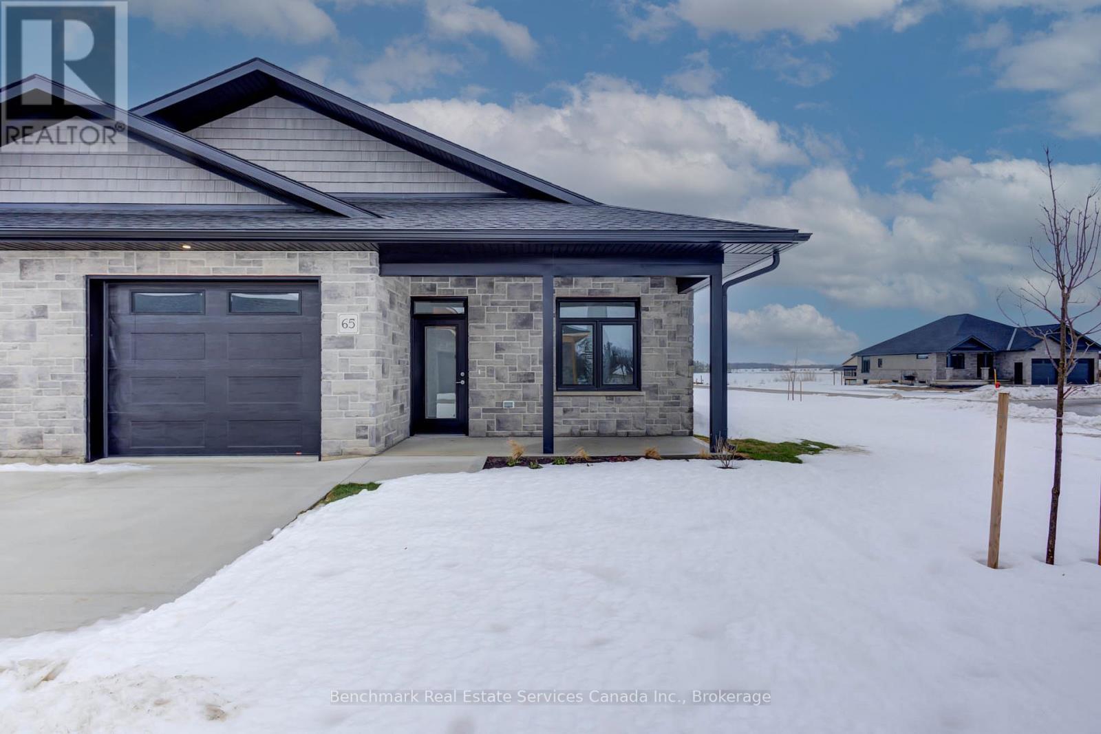 65 Cavalier Crescent, Huron-Kinloss, Ontario  N0G 2R0 - Photo 4 - X12739148