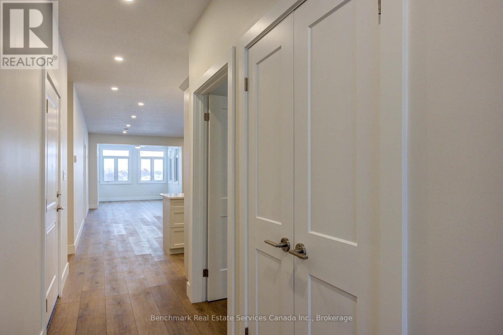 65 Cavalier Crescent, Huron-Kinloss, Ontario  N0G 2R0 - Photo 6 - X12739148