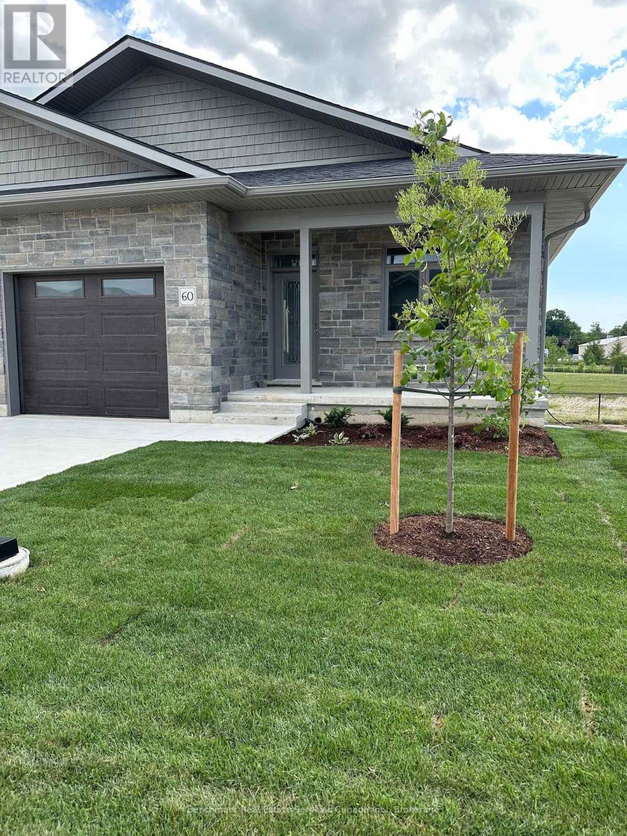 60 CAVALIER CRESCENT, Huron-Kinloss, Ontario