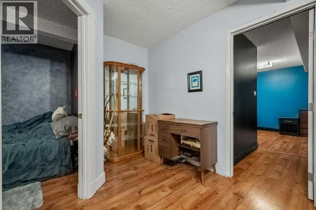 7815 36 Avenue Nw, Calgary, Alberta  T3B 1V5 - Photo 24 - A2255036