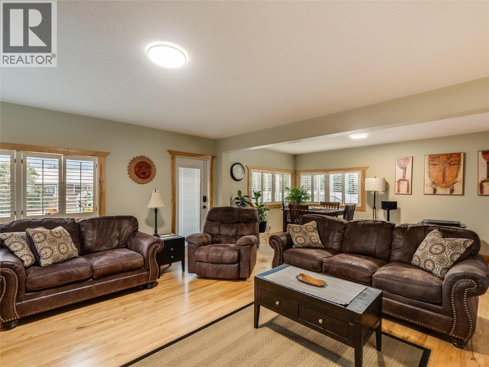 223 102nd Street, Castlegar, British Columbia V1N 3E5 - Photo 16 - 10374027