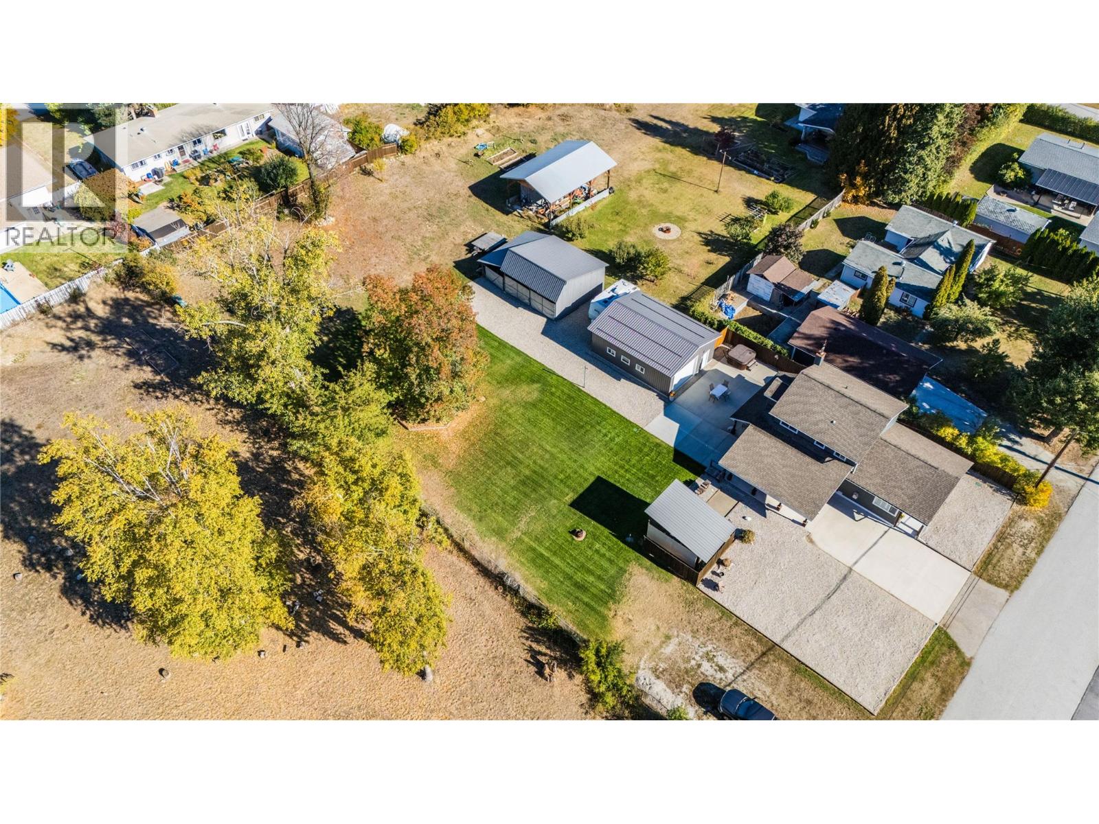 223 102nd Street, Castlegar, British Columbia V1N 3E5 - Photo 69 - 10374027