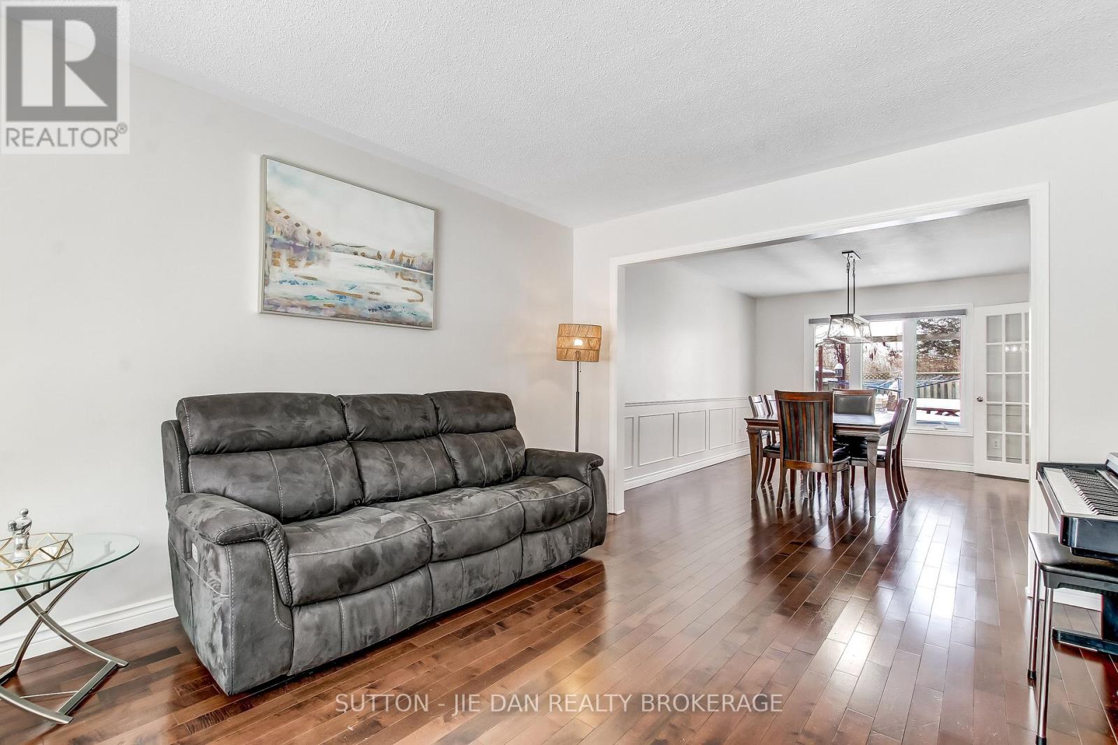 33 Repton Avenue, London North, Ontario  N5X 3G3 - Photo 12 - X12739074