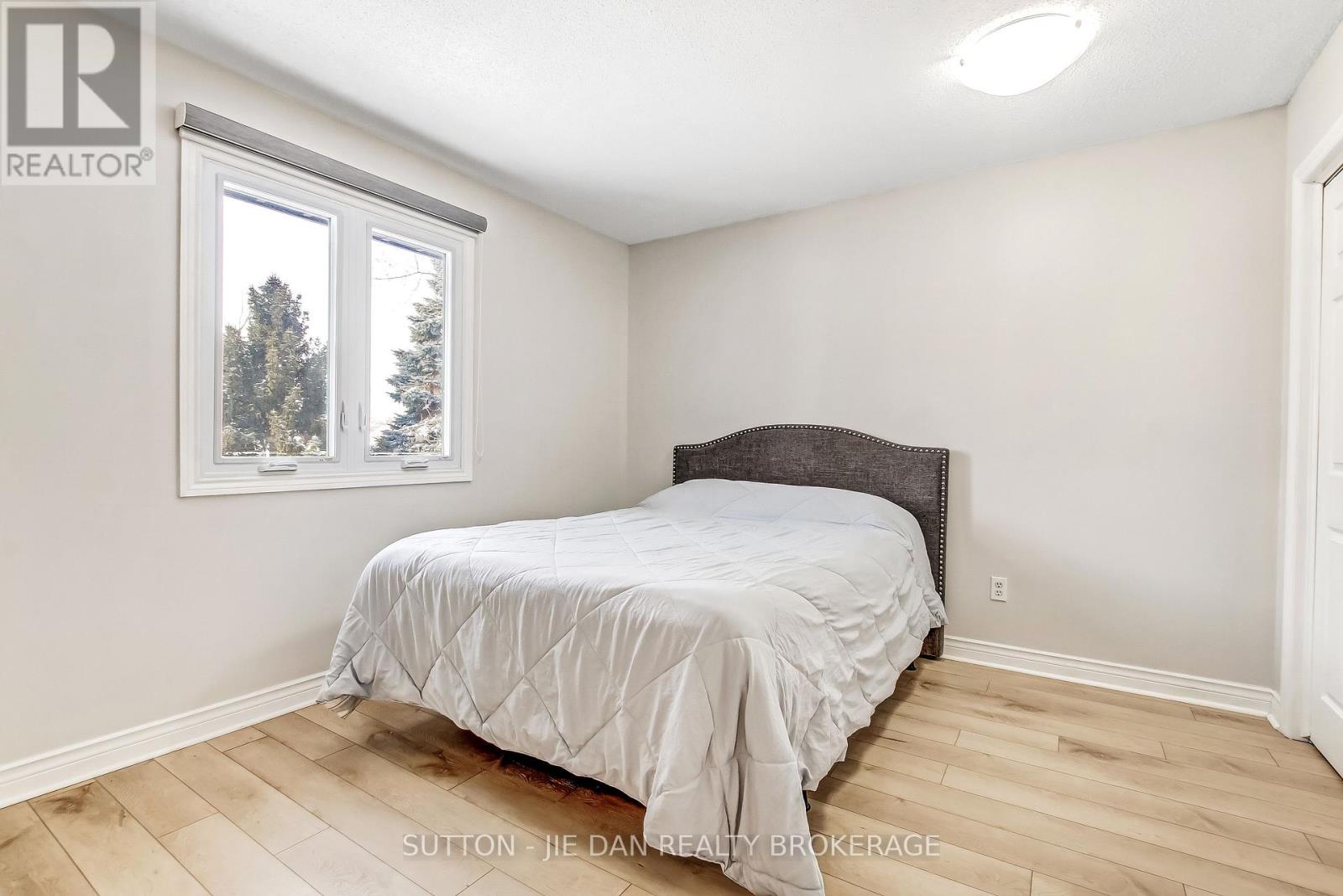 33 Repton Avenue, London North, Ontario  N5X 3G3 - Photo 22 - X12739074