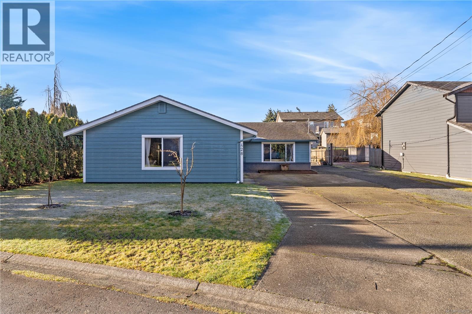 428 Raza Pl, Campbell River, British Columbia  V9W 6T3 - Photo 3 - 1024374