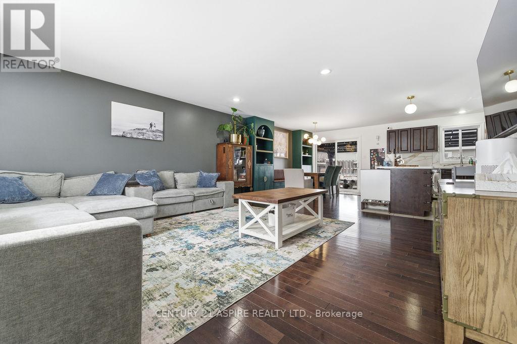 2036 Sandstone Crescent, Petawawa, Ontario  K8H 0A6 - Photo 14 - X12739052